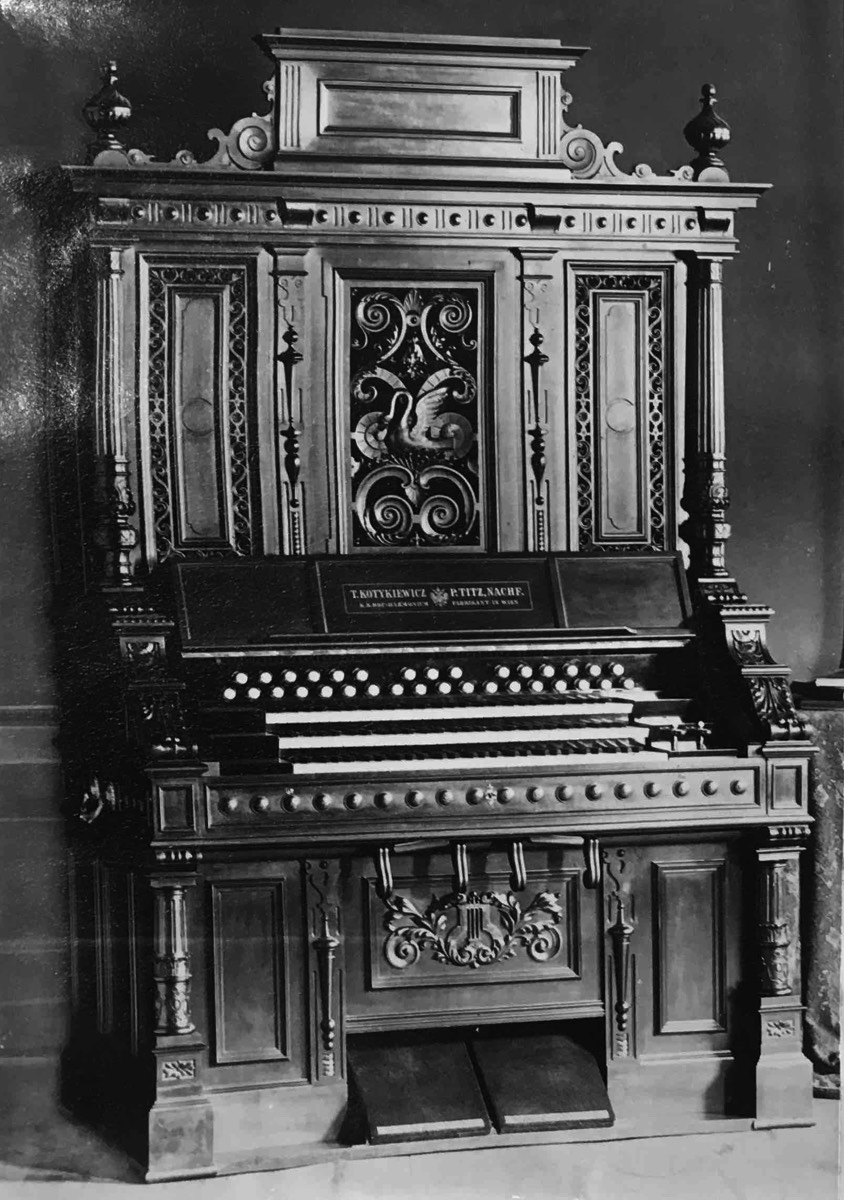 Dreimanualiges, frühes Harmonium